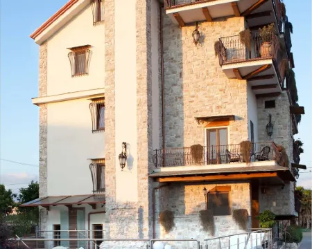 Hotel Villa Clementina Hotels in Scafati