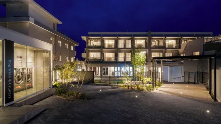 Dog Hotel Shirahama ドッグホテル シラハマ Отели в г. уезд Нисимуро