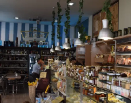 科斯莫伊拉姆57號民宿