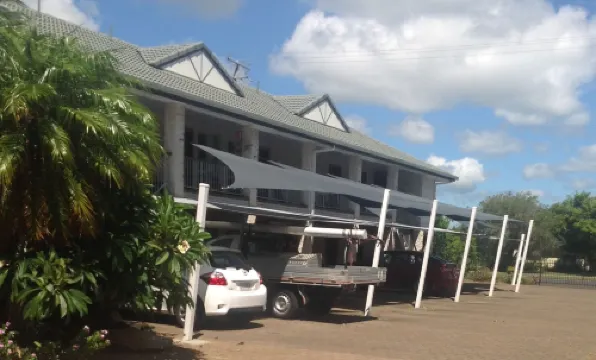 แอฟลอน การ์เด้นส์ โมเทล - บัลลีนา