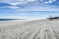 Coastal Hideaway ~ 1/2 Mi to Beach + Boardwalk!