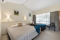 Tower Road Motel - Moteles