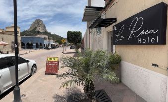 La Roca Hotel