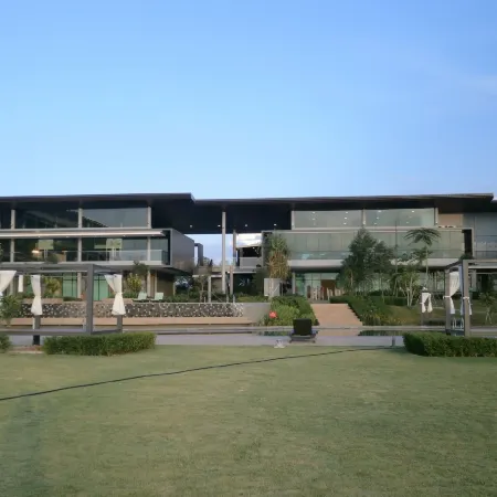 Samalaju Resort Hotel