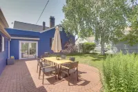 Cozy Wisconsin Abode Walk to Lake Michigan! - 3성급