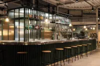 โรงแรมเบสแคมป์ ดอร์ทมุนท์ - ที่มีบาร์