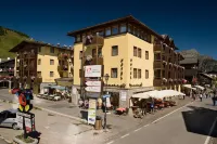 Hotel Touring