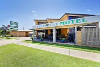 Raintree Motel Hotels in Garbutt