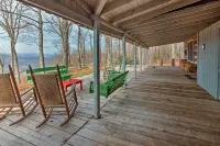 Cozy Cumberland Mountain Cabin w/ Stunning Views! - 3-Star
