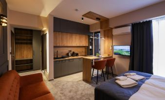 Nest Suites