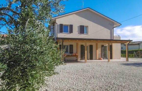 拉維歐拉與太陽酒店