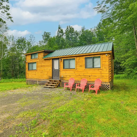 Catskills Tiny Home Cabin: Surrounded by Nature!