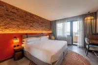 Zaria Court Hotel Kigali - balcony