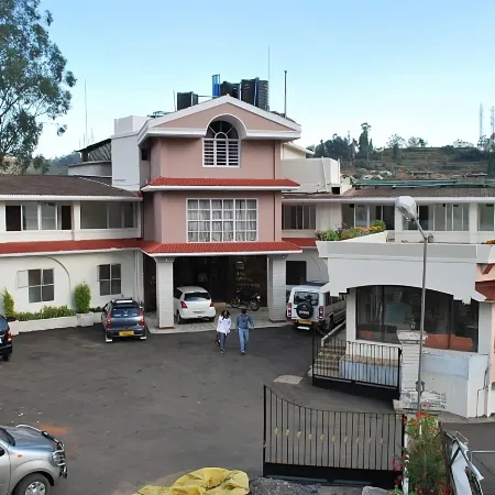 Hotel Sapphire Garden View