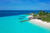 Makunudu Island Hotels in Maaranfushi