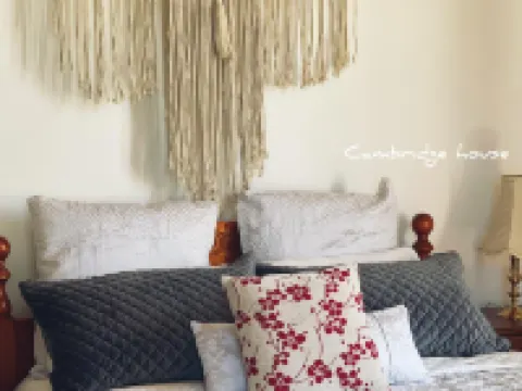 Cambridge House Hotels in Geeveston
