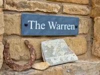 The Warren - 4 tähden