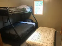 Peaceful Cabin By The Lake