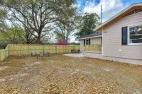 Magnolia House - charming 3-bedroom house in Semmes, Alabama - โฮมสเตย์