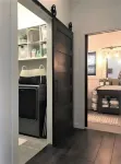 5 STAR Modern Bungalow in the heart of Downtown