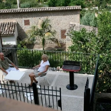 Ca'n Ferru.Old house renovated in Biniaraix overlooking the valley
