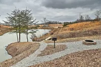 Cozy East Bernstadt Cabin w/ Porch + Fishing Lake! - 3-Star