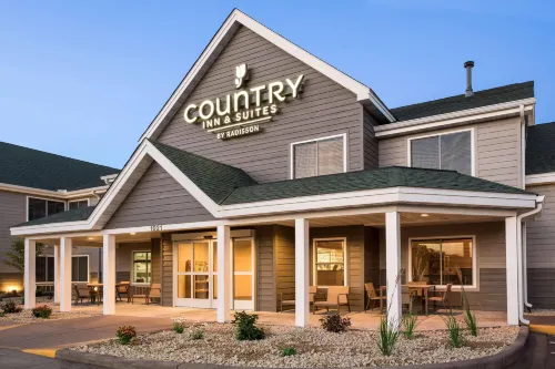 Country Inn & Suites by Radisson, Chippewa Falls, WI Hotels in Chippewa Falls