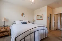 Resort living in the Sun!