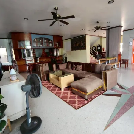 Metro Residence