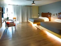 Moxy Phoenix Tempe/ASU Area Hotels near Shalimar Golf Course Restaurant