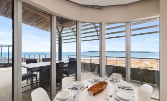 Sea Breeze - Spectacular Sea Views