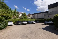 The Originals City Hôtel de Bordeaux Bergerac - Bãi đậu xe