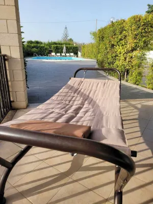 Villa with Pool and Whirlpool Hotels in Ispica