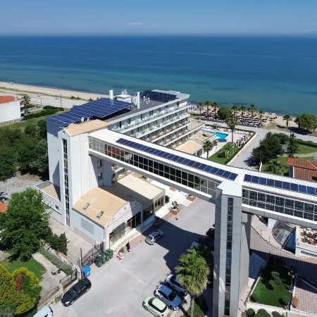 EONA BEACH RESORT by Greek Pride
