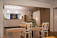 Port Hotel - breakfast