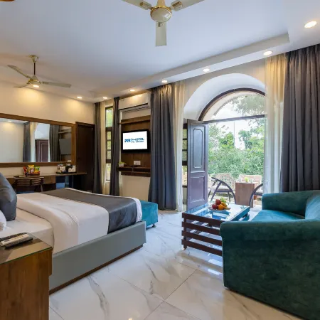 Hotel PK Residency Sector 18 Noida