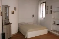 "Lovely Home" Cozy Bike Friendly Holiday Home with Wi Fi Hotels in Buonconvento