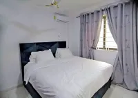 Chic 2-bedroom apartment with AC, WiFi in cool Tema Hotels in Tema