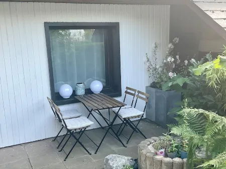 Quiet, fully equipped guest apartment