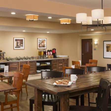 DoubleTree by Hilton Portland - Tigard