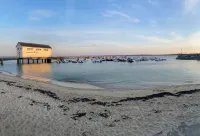 TY Bihan Anna - Maison les Pieds Dans L'eau