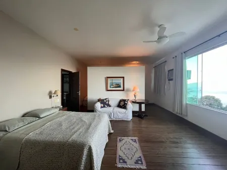 ELEGANCE, STUNNING VIEW, COMFORT ALL IN ONE PLACE PORTOGALO CONDOMINIUM