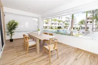 Haus Bayahibe with Pool & Private Backyard