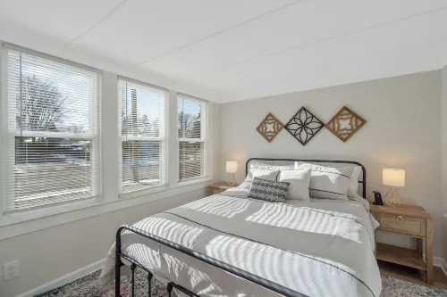 Charming 3-bedroom house in North Syracuse Hotels in Clay