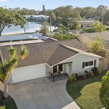 Heated Salt Pool & Hot Tub: 4mi to Beach!Great Family Friendly Vacation