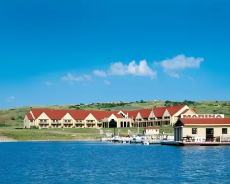 Cedar Shore Resort Hotels in Lyman County
