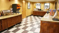Hampton Inn & Suites Kingman - breakfast