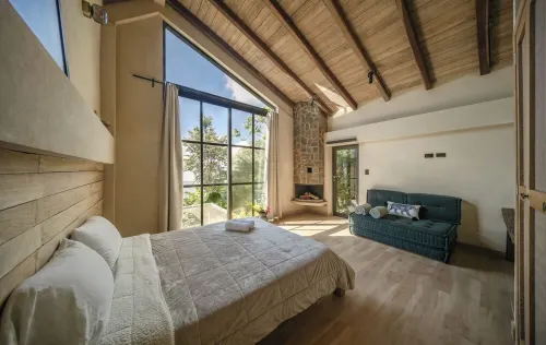 Un refugio natural en medio del bosque tropical, Un lugar escondido en las nubes