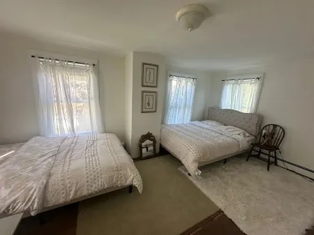 3 Bedroom Historic Home near Stony Brook Village, University, Hospital & Beaches