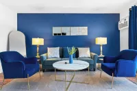 Cozy Modern Townhome in Unbeatable Chesterton Location Hotels in Chesterton